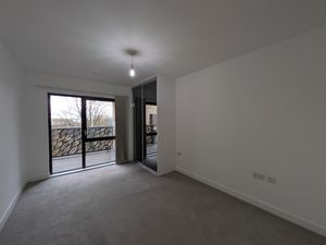 Photo 7- click for photo gallery